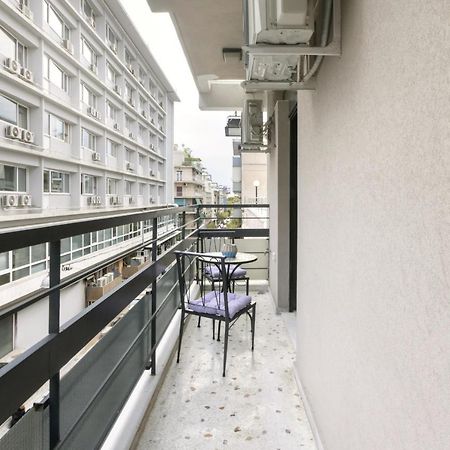 Appartement Α Rare Lux Artistic RENV Gem opposite EMST Museum à Athènes Extérieur photo